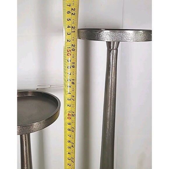 Large Set Of 2 Metal Pedestal Candlesticks 21"and 16 1/2" - Picture 6 of 7